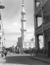 Mosquée dans le Louxor moderne, d